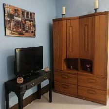 Gorgeous Room Available Now! All Exclusive with WiFi! - Photo 2