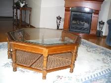 OCTAGON COFFEE TABLE - Photo 2