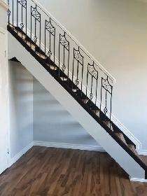 #8821 - Bachelor suite Available Sept 1st/ Rent $1150 h/w includ - Photo 4