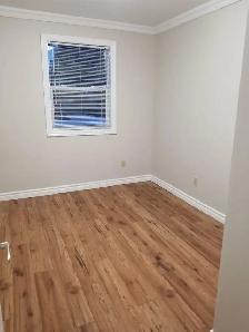 Spacious 2-Bedroom with Private Entrance and Balcony - Photo 4