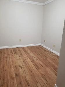 Spacious 2-Bedroom with Private Entrance and Balcony - Photo 5