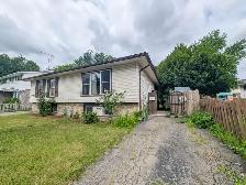 3 Tara Crescent, Thorold - 4 Bedroom Semi Detached House