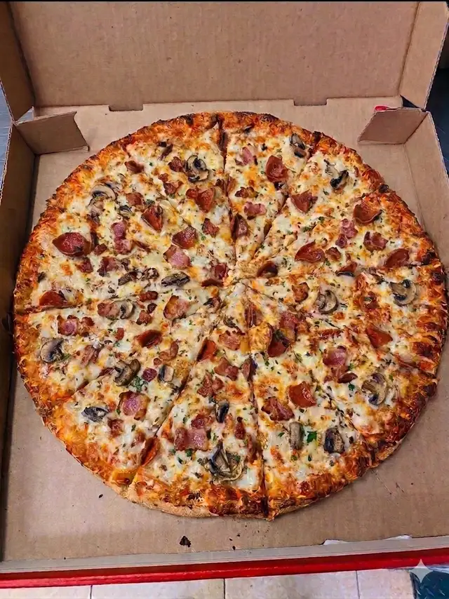 Full Time job available at pizza store in Brampton