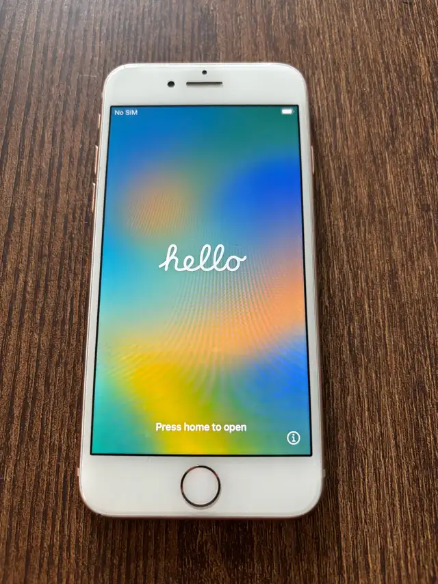 Gold 64GB Apple iPhone 8