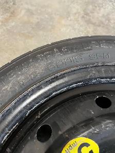 New 5 bolt Spare rubber with jack set - Photo 6
