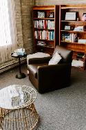 Professional Therapy Office Space Available – Downtown Winnipeg - Photo 3