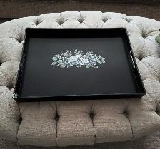 Tray upcycled in black, with a botanical floral design - Photo 6