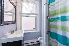 Furnished Room   Private 15 m² Attic Loft | 4 Min Walk to uOttaw - Photo 4