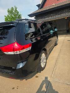 2014 Toyota Sienna XLE FWD 184k kms - Photo 3