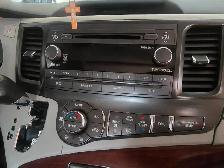 2014 Toyota Sienna XLE FWD 184k kms - Photo 9