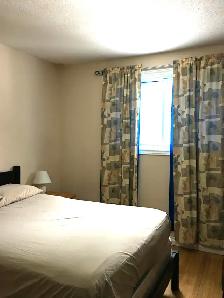 Room for Rent/Kingston & Morningside