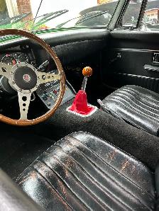 Modified MGB  LS POWERED - Photo 3