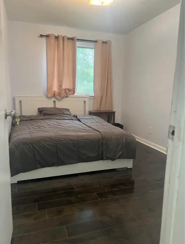 Bright Furnished Room for Rent – North York