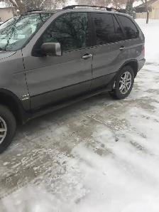 2005 BMW X5 3.0 I solid body SUV for sale it have 162000 miles - Photo 2