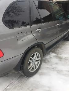 2005 BMW X5 3.0 I solid body SUV for sale it have 162000 miles - Photo 5