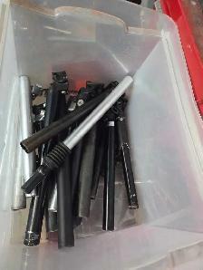 assorted quality mountain bike parts. - Photo 3