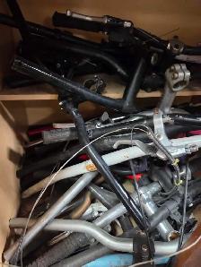 assorted quality mountain bike parts. - Photo 10