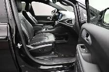 2025 Chrysler Pacifica Limited Leather, Sunroof, Captains Chairs - Photo 30