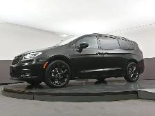 2025 Chrysler Pacifica Limited Leather, Sunroof, Captains Chairs - Photo 42