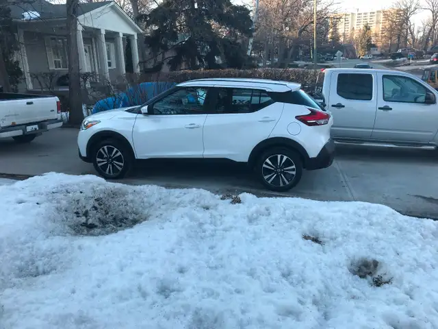 Seeking parking space near 490 Henderson Hwy