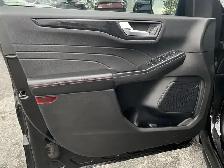 2025 Ford Escape ST LINE - Photo 16