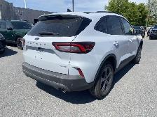 2025 Ford Escape ST-Line - Photo 3