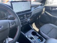 2025 Ford Escape ST-Line - Photo 27