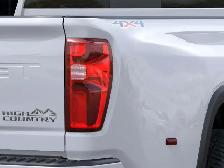 2026 Chevrolet Silverado 3500HD 4wd Crew Cab 172 - Photo 14