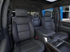 2026 Chevrolet Silverado 3500HD 4wd Crew Cab 172 - Photo 19