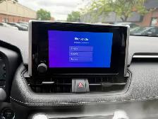 2025 Toyota RAV4 Hybrid XLE AWD, ONE OWNER, ACCIDENT FREE - Photo 20