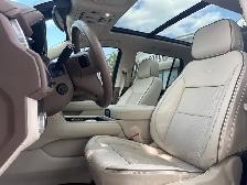 2024 GMC Yukon Denali - Photo 11