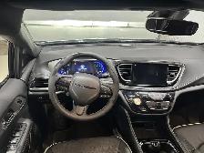 Chrysler Pacifica Hybrid Ensemble allure S de catégorie supérieu - Photo 11
