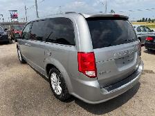 2019 Dodge Grand Caravan SXT Premium Plus, LOADED, WELL MAINTAIN - Photo 3
