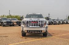 2026 GMC Sierra 3500HD Denali - Photo 3