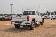 2026 GMC Sierra 3500HD Denali - Photo 9
