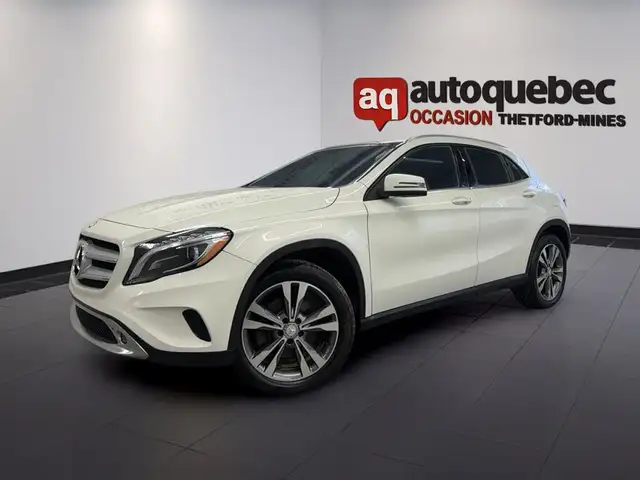 2016 Mercedes-Benz GLA GLA 250 4MATIC / Toit Pano / Angle Mort /