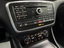 2016 Mercedes-Benz GLA GLA 250 4MATIC / Toit Pano / Angle Mort / - Photo 17
