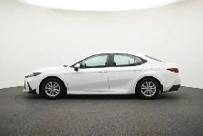2025 Toyota Camry Hybrid SE - Photo 2