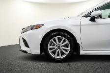 2025 Toyota Camry Hybrid SE - Photo 4