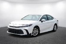 2025 Toyota Camry Hybrid SE - Photo 7