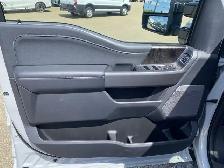 2026 Ford Super Duty F-350 SRW Lariat | 618A | 4X4 | Crew Cab - Photo 6