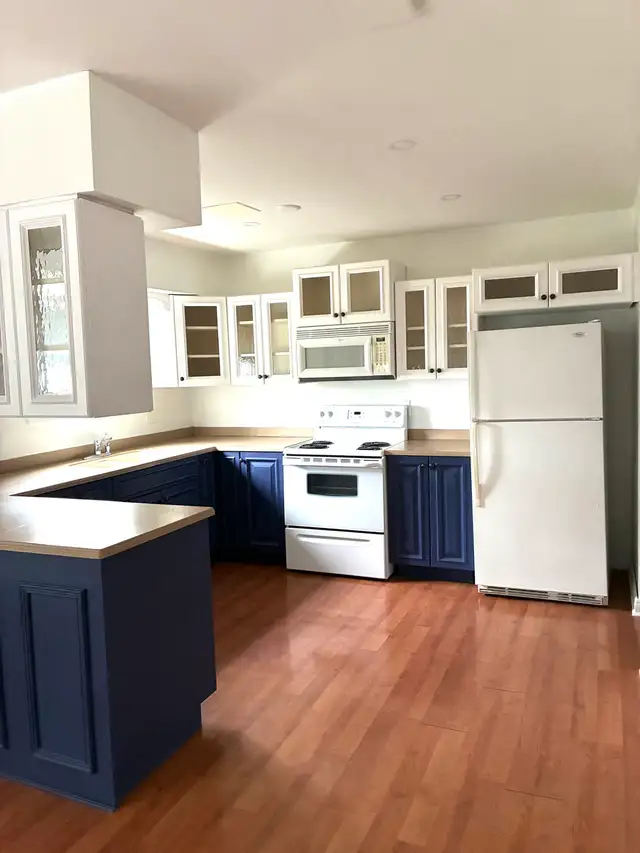 Shared house in Woodbury Drive, Halifax