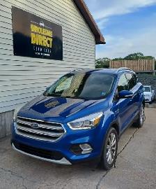 2017 Ford Escape SUPER-LOW KM AWD!!