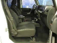JEEP WRANGLER 2015 UNLIMITED SAHARA AUTOMATIQUE V6 3.6L TOUT EQI - Photo 11