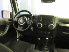 JEEP WRANGLER 2015 UNLIMITED SAHARA AUTOMATIQUE V6 3.6L TOUT EQI - Photo 13