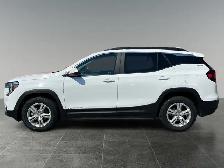 2024 GMC Terrain SLE - Photo 2