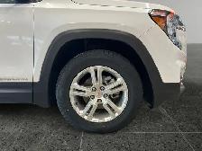 2024 GMC Terrain SLE - Photo 11