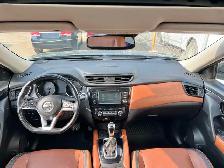 2018 Nissan Rogue AWD SL | No Accident | Command Start - Photo 15