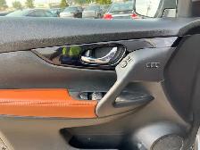 2018 Nissan Rogue AWD SL | No Accident | Command Start - Photo 22