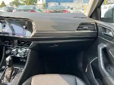 2021 Volkswagen Jetta Highline SEL | Heated Seats | Sunroof - Photo 27